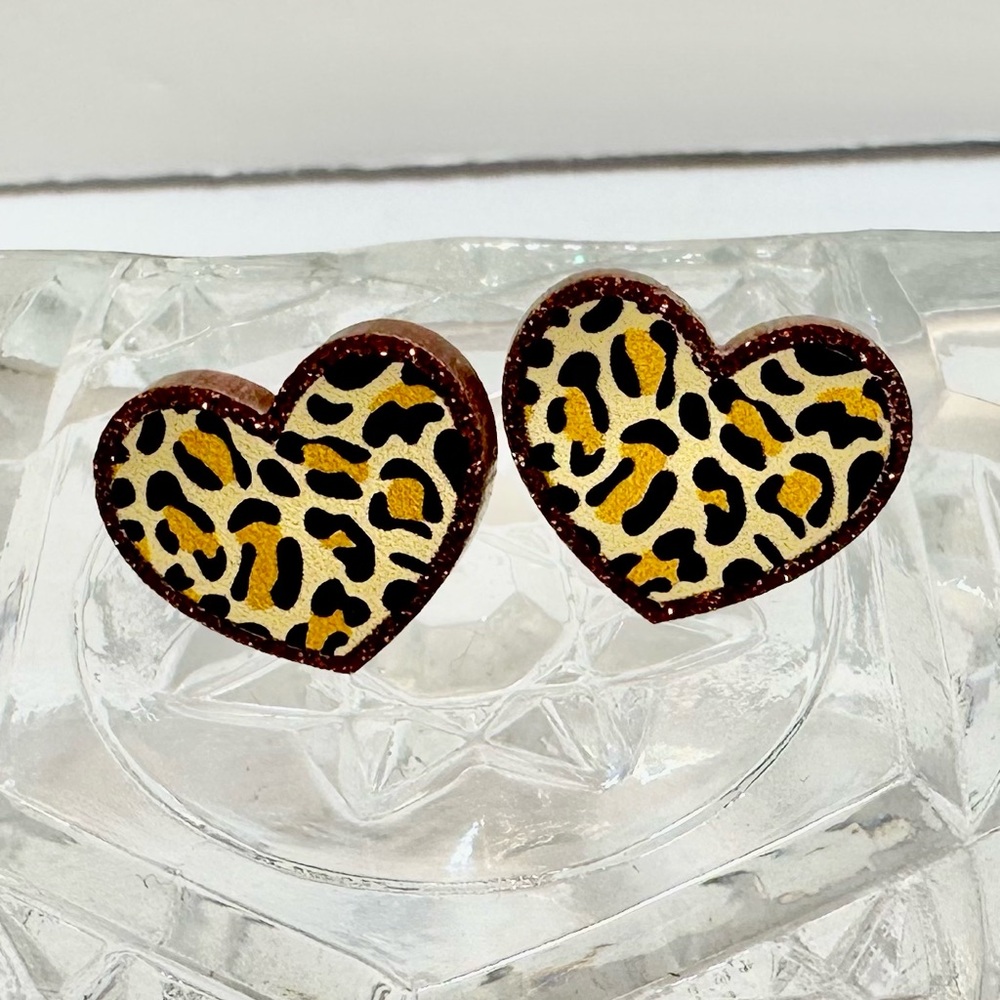 Heart-Shaped Leopard Print Stud Earrings